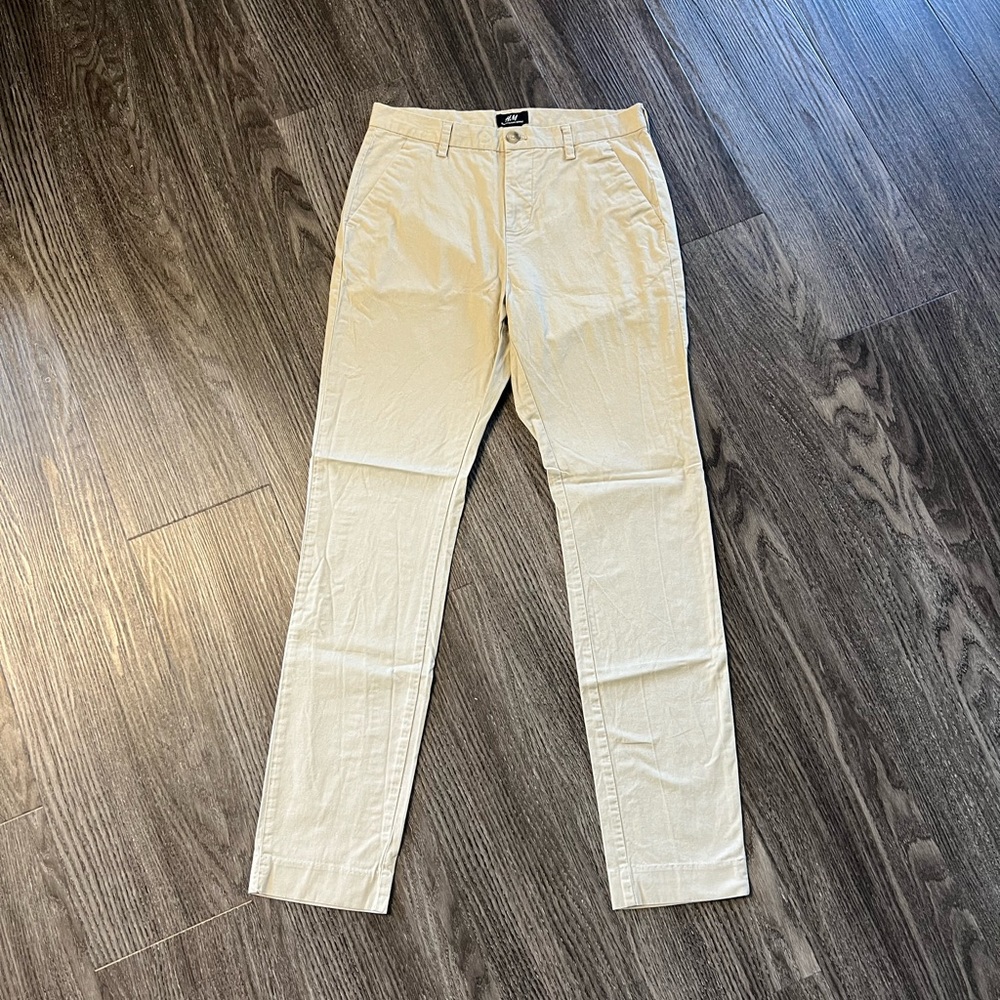 H&M Light Khaki Chinos (28R)